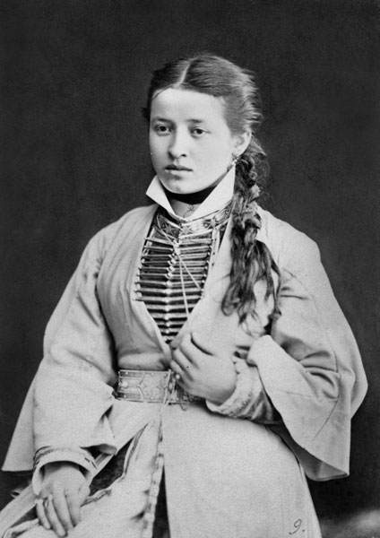 faf04-ossetian_girl_1883